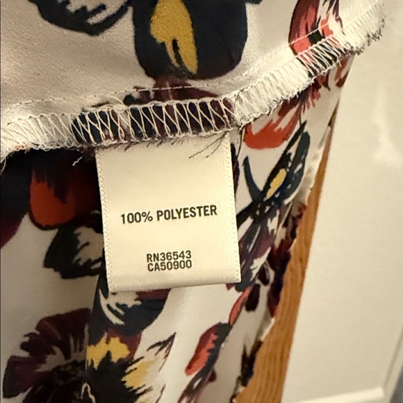 Van Heusen Floral Sleeveless Blouse - White and Red - Picture 3 of 11